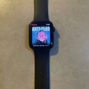 Apple Watch series 5, 44 mm black cellular, gps.